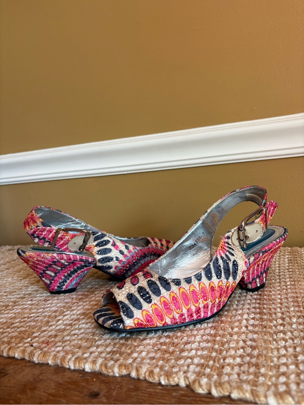 Fitzwell Pink Multicolor Peep-Toe Slingback Heels with Scallop-like Pattern
